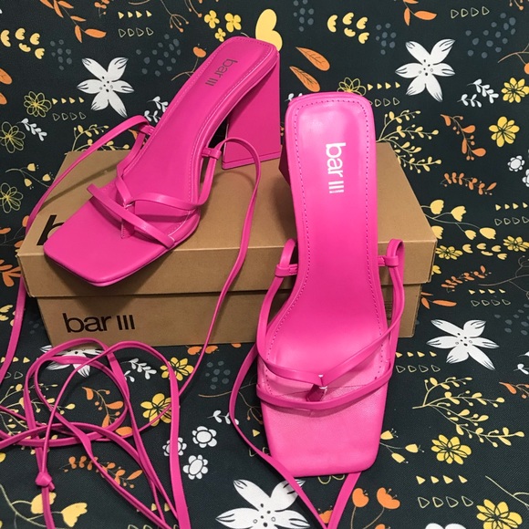 Bar III Women's Shoes Triangle Block Heels Square Pink, Size 8 BARBIE OUTFIT - Picture 12 of 15